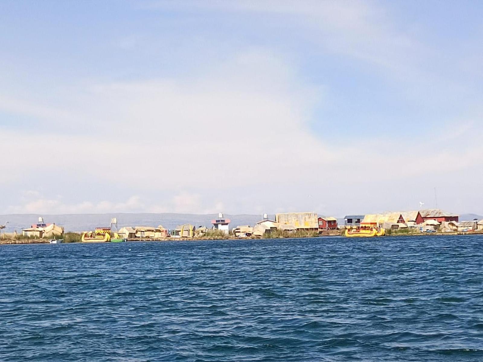 Hostal Vista Al Lago Titicaca Puno Luaran gambar