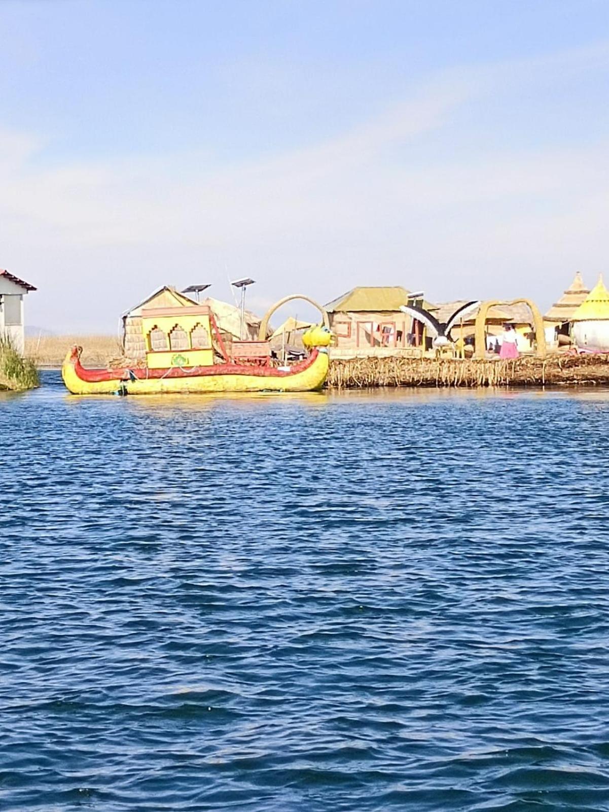 Hostal Vista Al Lago Titicaca Puno Luaran gambar