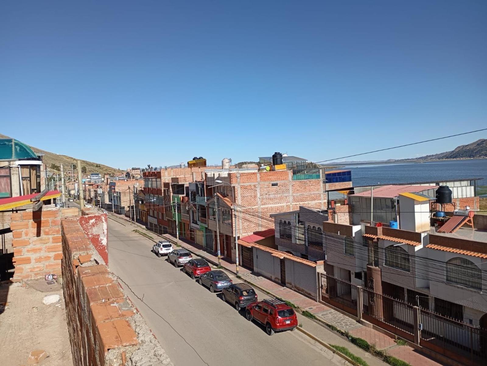 Hostal Vista Al Lago Titicaca Puno Luaran gambar