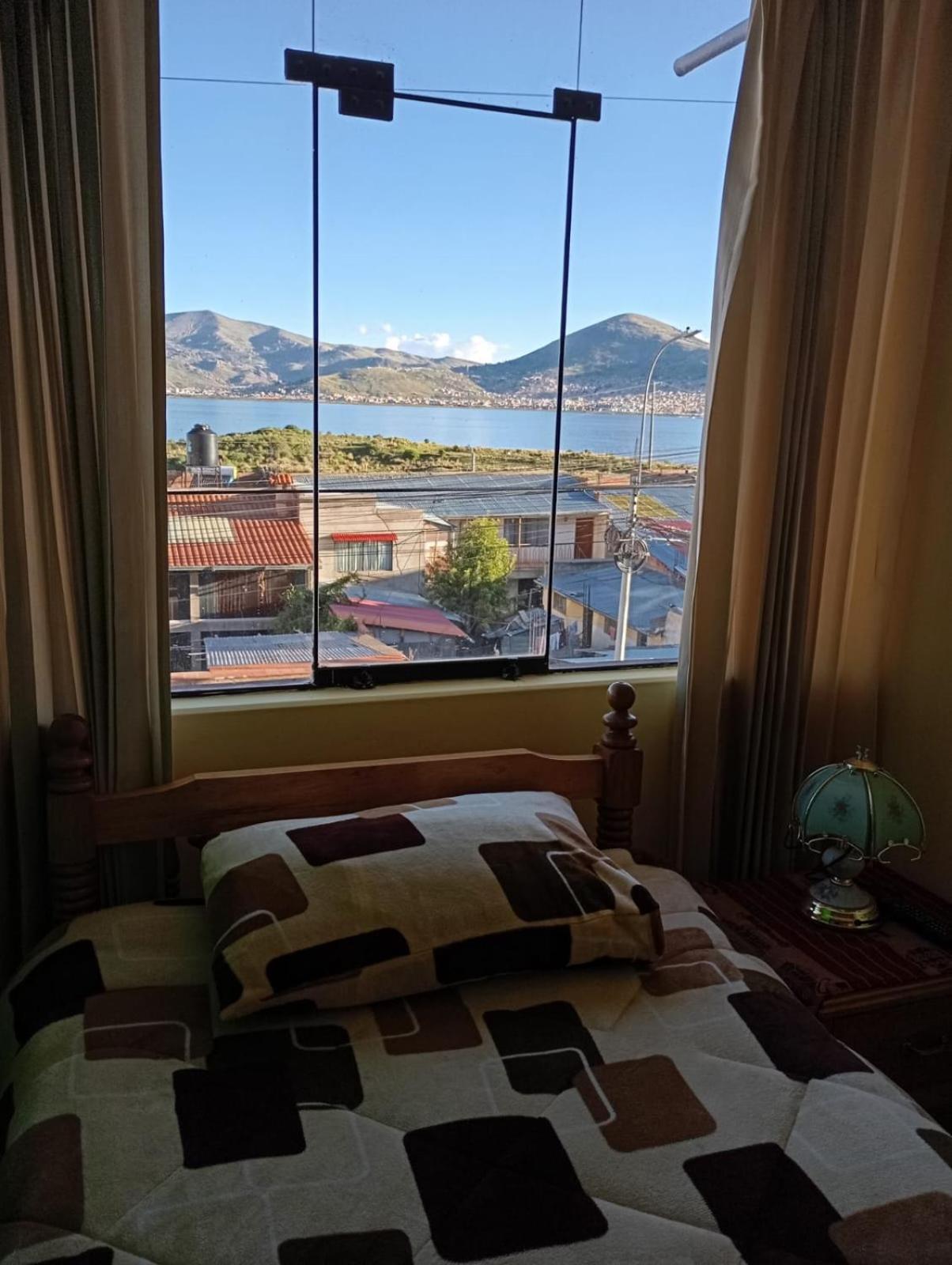 Hostal Vista Al Lago Titicaca Puno Luaran gambar